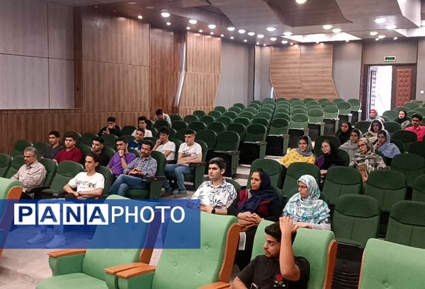 همایش انتخاب رشته کنکور سراسری و معرفی رشته های دانشگاهی، در شهرستان ملارد