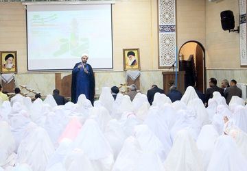 نواخته شدن زنگ نماز در دبستان ثارالله کرمان