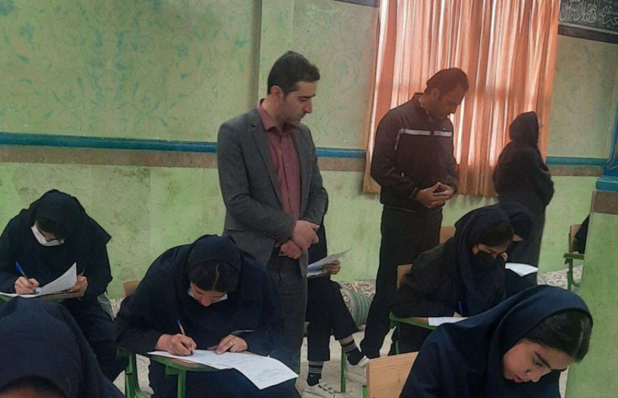 امتحانات شبـه‌نهـایی بهترین راه برای سـنـجـش وضعیت دانش‌آموزان قبل از امتحانات نهایی است