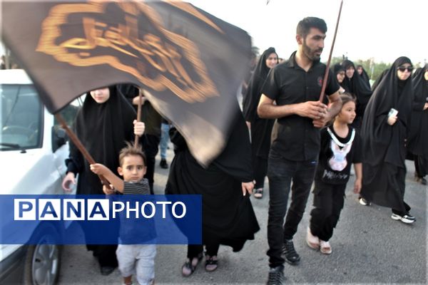 آیین پیاده‌روی اربعین حسینی در بلوار پیامبر اعظم(ص) قم