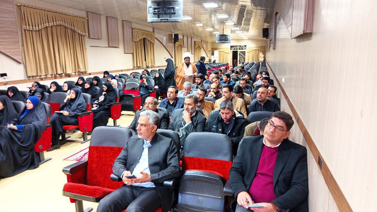 اردوی تجلیل از منتخبین مسابقات قرآن عترت و نماز دانش آموزان و فرهنگیان سراسر کشور