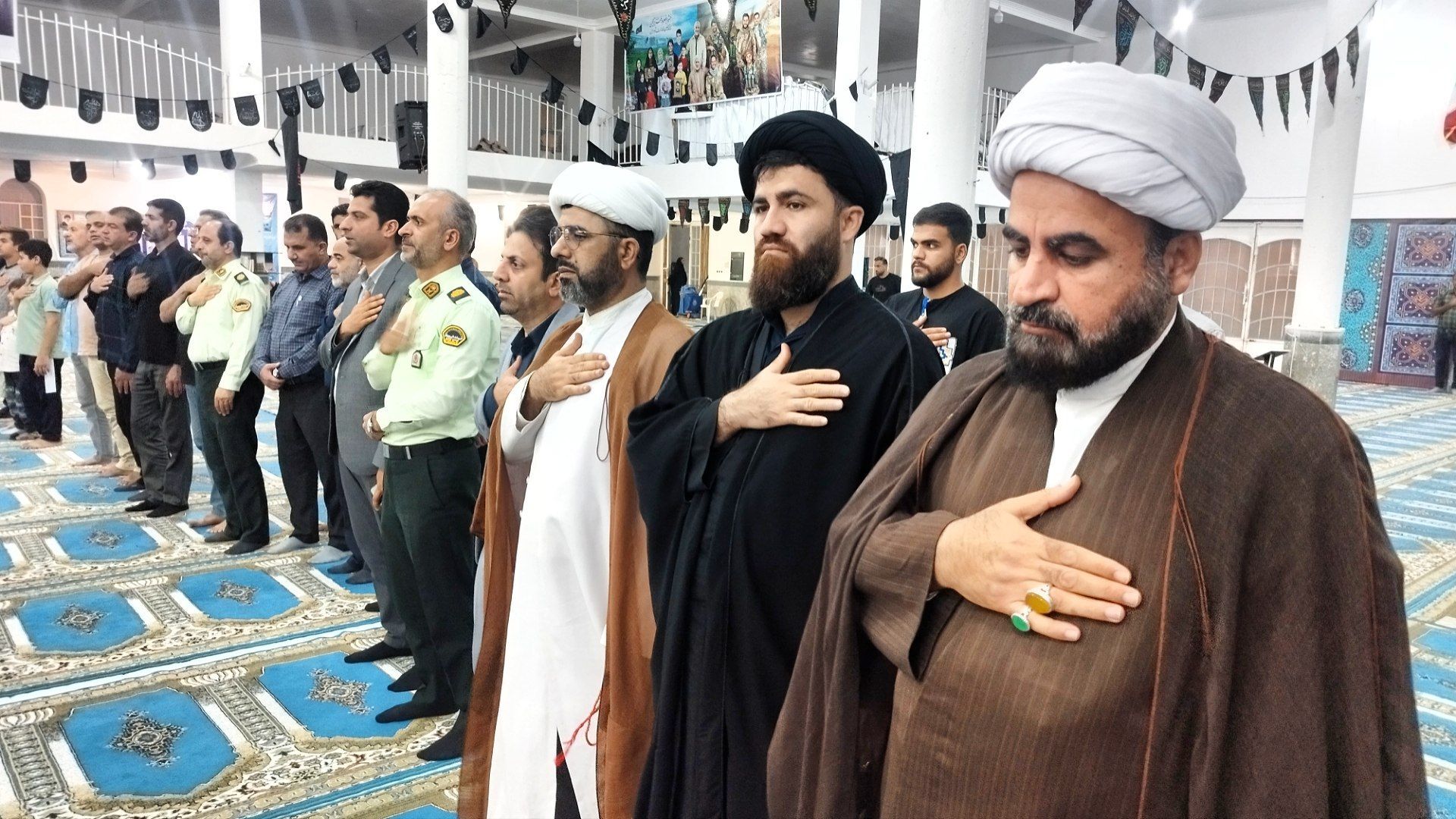 بر مشامم می‌‌‌رسد هر لحظه بوی کربلا