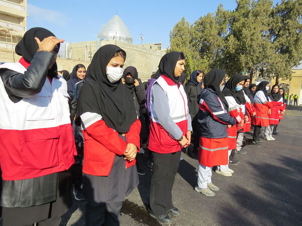 برگزاری مانور زلزله در هنرستان محمودیه شهرستان بجنورد 