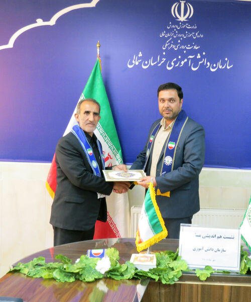 نشست هم‌اندیشی سازمان دانش‌آموزی خراسان شمالی با حضور معاون پرورشی فرهنگی