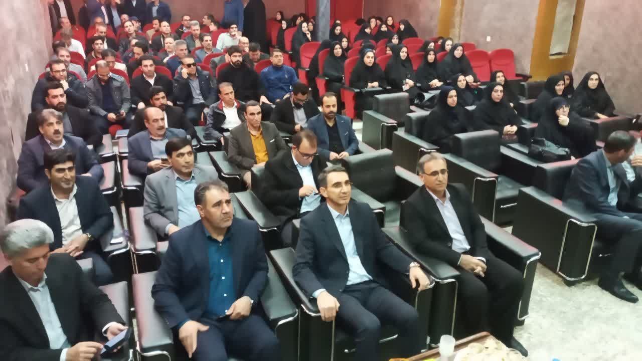 حضور مدیر کل آموزش و پرورش لرستان  در تجمعات پرشور شبانه