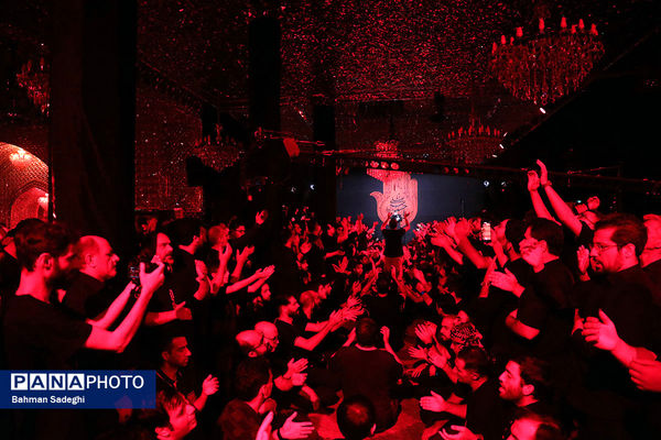 مراسم عزاداری شب تاسوعای حسینی (ع) در آستان امامزاده صالح(ع)