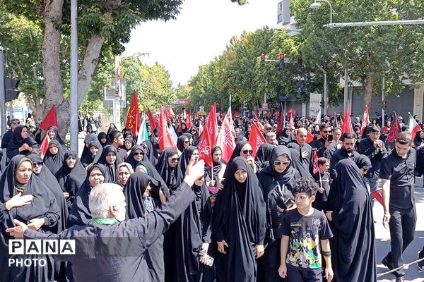 سیل عاشقان حسینی در بجنورد؛ جاماندگان اربعین، هم‌قدم با کاروان عشق -1