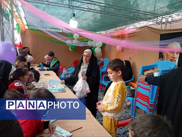 جشن میلاد حضرت مهدی (عج) در امامشهر با برپایی «پیاده‌راه ولی عصر(عج)»