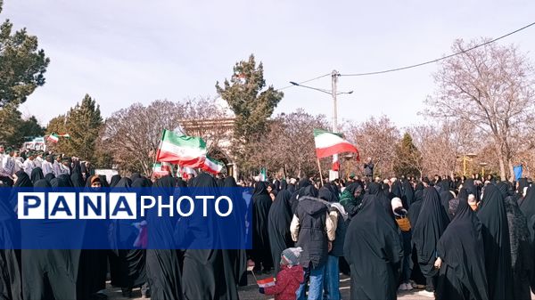 راهپیمایی ۲۲ بهمن در رباط‌سنگ، تجدید بیعت مردم با انقلاب