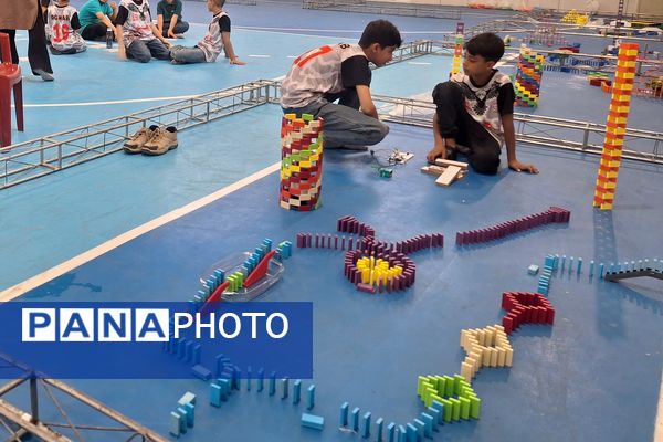 مسابقات بازی‌های فکری رویش مرحله استانی در شیراز