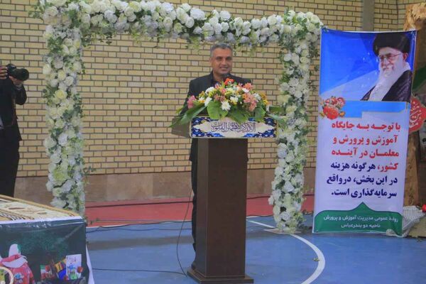 آیین زنگ مهر و بازگشایی مدارس در بندرعباس