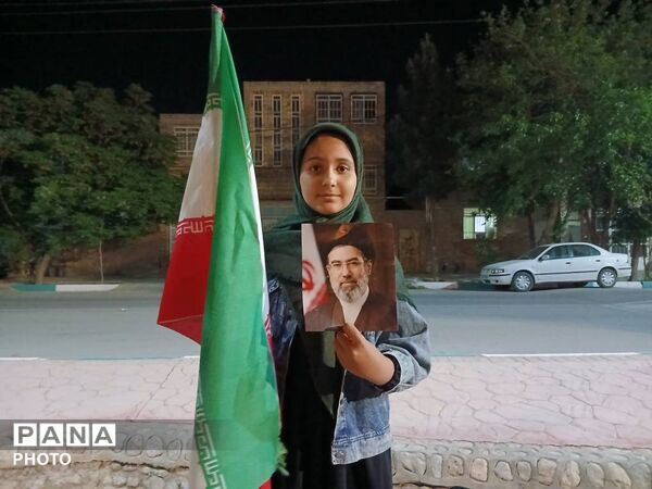 دهه نودی‌‌های یزدی پای کار انقلاب