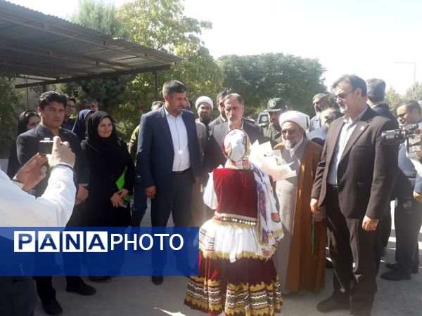 افتتاح ساختمان بهزیستی، افتتاح گود کشتی، کلنگ زنی بیمارستان پورسینا و افتتاح فاز ۳ پروژه مرغ مادر در شهرستان سملقان