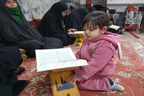 شبی با قرآن کریم در مسجد جامع شهر بار 