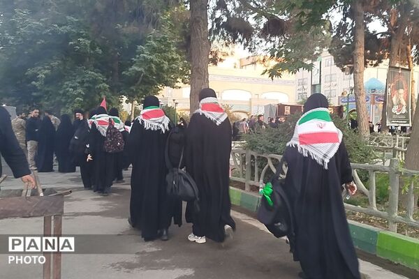 دانشگاه آزاد شهرقدس؛ مأمن زائران اردبیلی در مسیر وداع با رهبر شهید