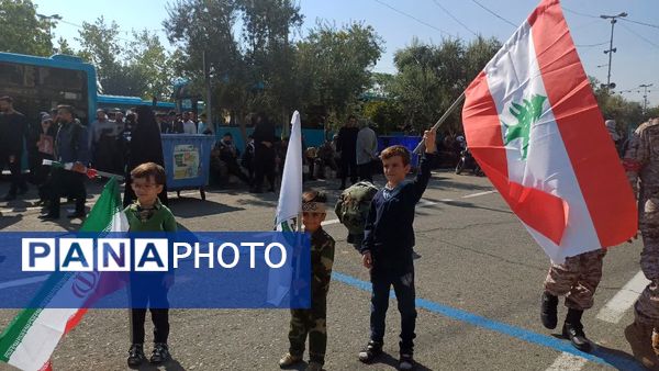 برگزاری نماز جمعه نصر به امامت رهبر معظم انقلاب اسلامی 