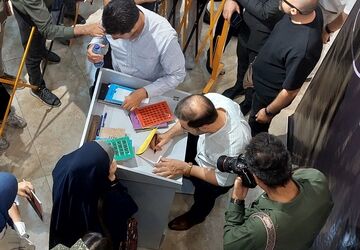 جشن امضای کتاب«ن‌ی‌س‌ت» در مشهد 