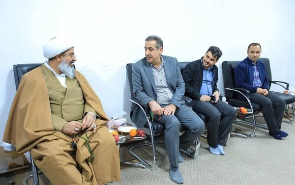 دیدار تمامی مسئولان ساوجبلاغ با امام جمعه 