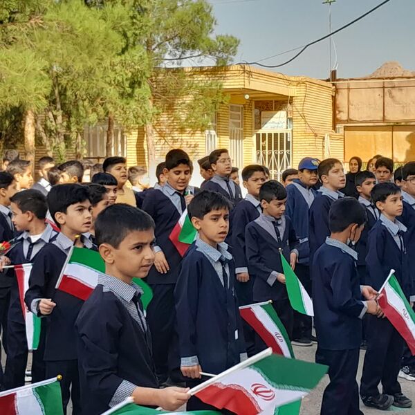 آیین بازگشایی سال تحصیلی جدید در دبستان ایثار تفت