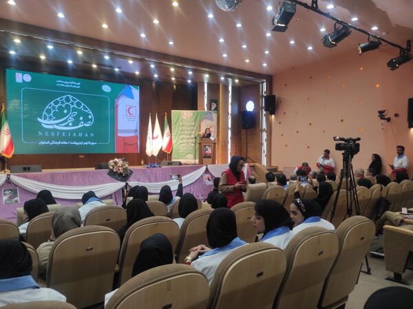 اولین کنگره دبیران استانی کانون‌های دانشجویی هلال احمر 