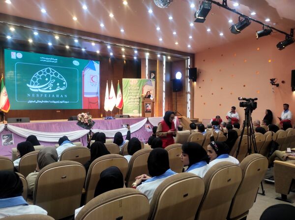 اولین کنگره دبیران استانی کانون‌های دانشجویی هلال احمر 