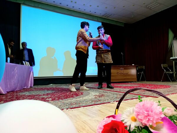 تجلیل از برگزیدگان مسابقات فرهنگی هنری جشنواره امید فردا در نیشابور