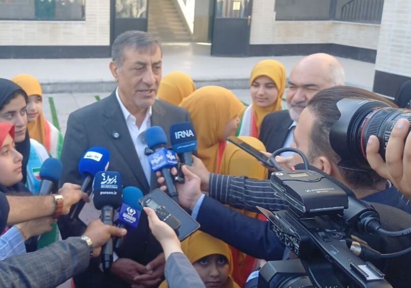 تأکید معاون اجرایی رئیس‌جمهور بر تسریع در ساخت مدارس با مشارکت مردمی