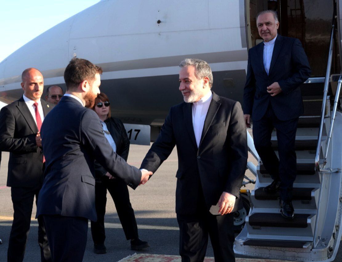 عراقچی وارد ایروان شد