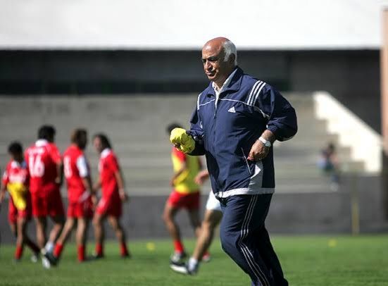 سرگیف بازیکن شش دانگی است/ پرسپولیس بازی سختی مقابل فولاد خوزستان پیش‌رو دارد