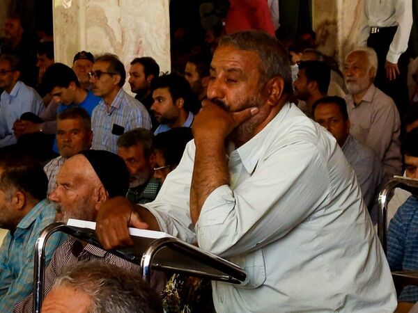 نماز جمعه ای هزاران نفری با حضور حماسی مردم کاشمر