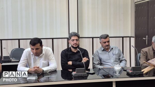 نشست خبری اصحاب رسانه در فارسان 