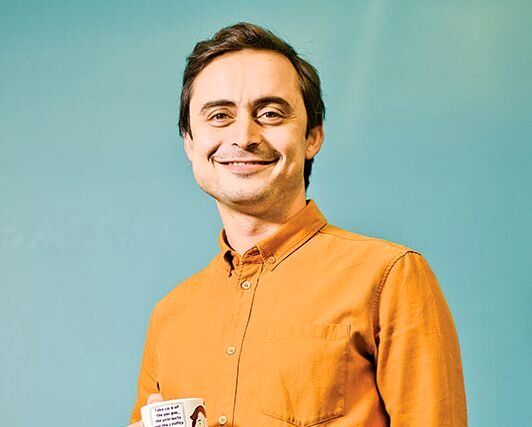 در روزهای جنگ به کتاب پناه ببریم/ برای حفظ آرامش آثار تاریخی بخوانید