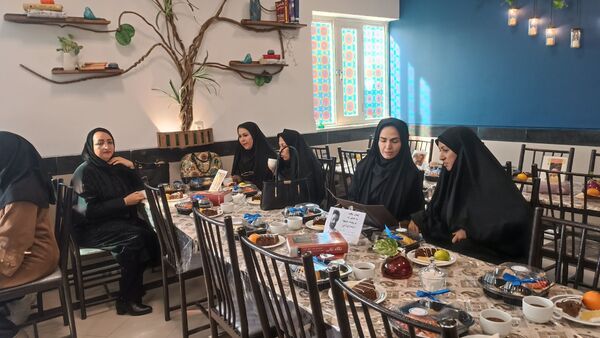 افتتاحیه کافه کتاب و سالن مطالعه در دبیرستان وکیلی۹
