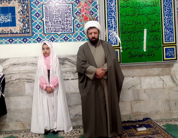 تمرین بندگی دانش آموزان مدرسه هدی یک برای ماه مبارک رمضان