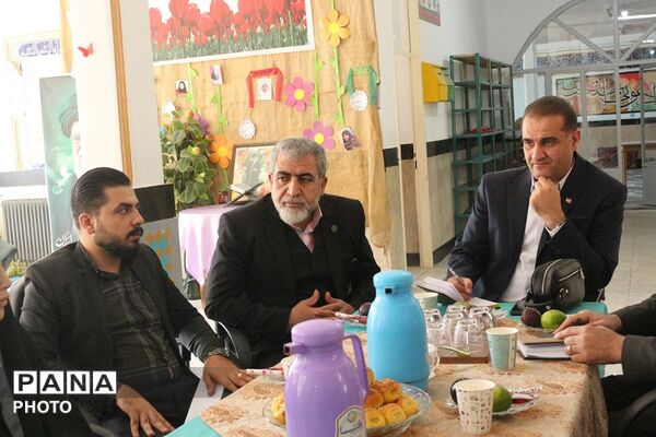 مانور بازگشایی مدارس در فیروزکوه با حضور معاون آموزش متوسطه اداره کل استان تهران
