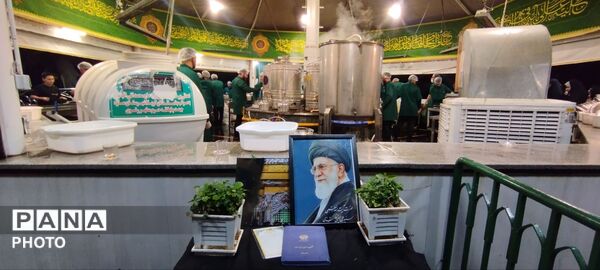 آماده سازی حرم مطهر امام رضا علیه‌السلام برای تشییع رهبر شهید