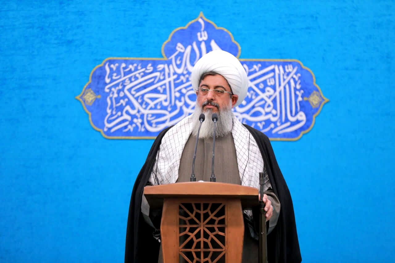 انقلاب اسلامی؛ عامل بازگشت عزت و پیشرفت ایران است