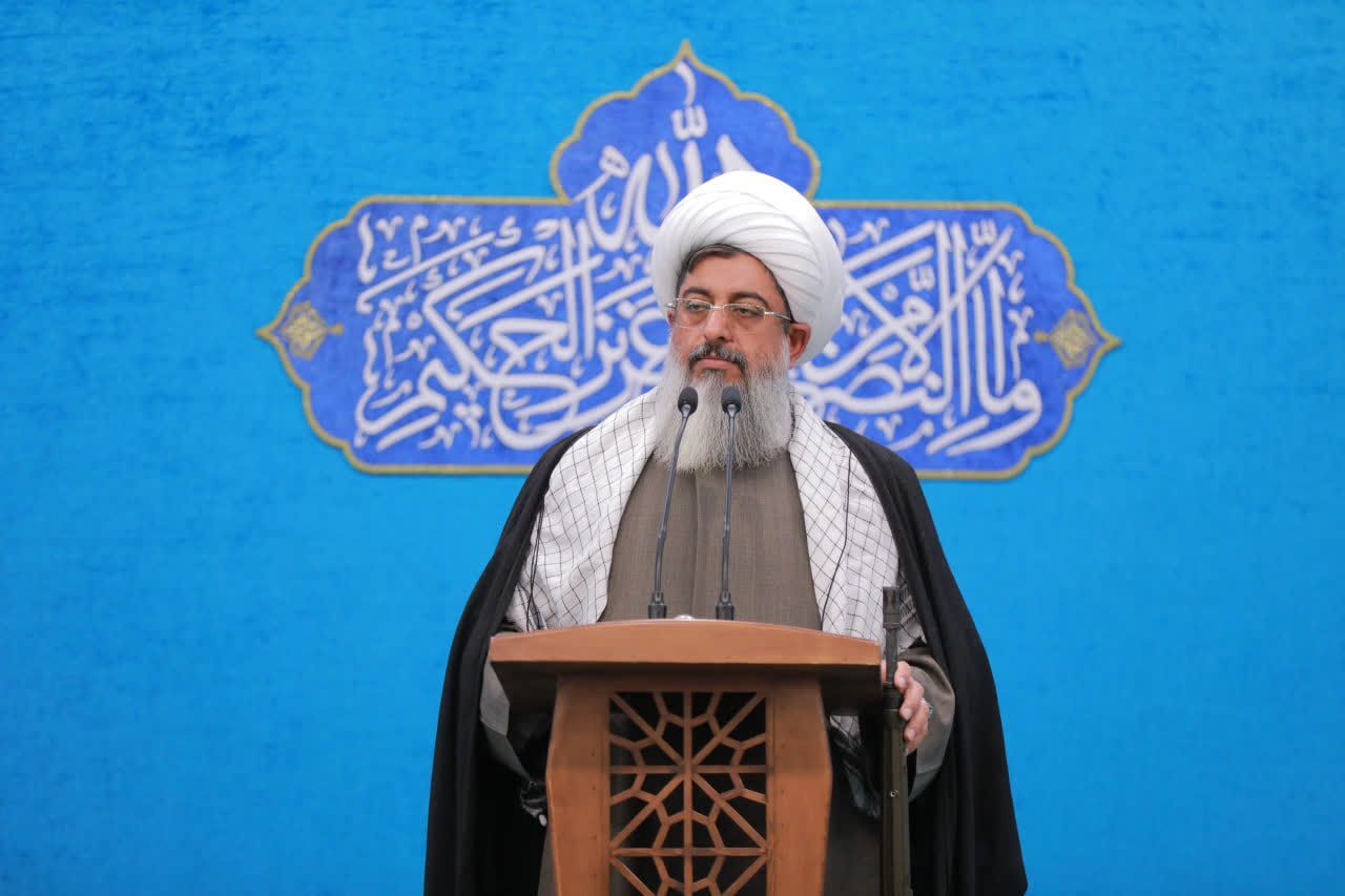 انقلاب اسلامی؛ عامل بازگشت عزت و پیشرفت ایران است