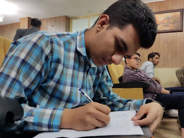 جلسه آموزشی ویژه همیار مشاوران دانش‌آموزان متوسطه