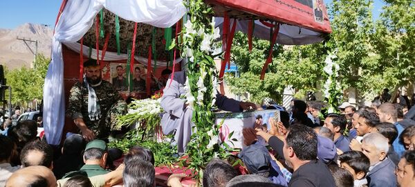 تشییع پیکر پاک و مطهر شهید مختار مرشدی در شهرستان فریدونشهر