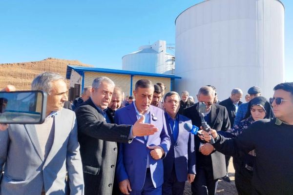 بازدید معاون اجرایی رئیس‌جمهور از طرح فاضلاب پرند