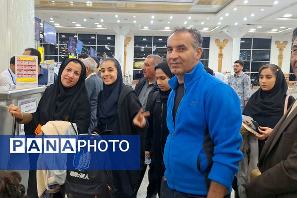  اردوی پیشتازان فارس به حرم مطهر امام رضا (ع)