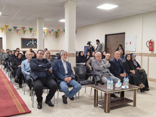 خشت‌گذاری همزمان ۳ باب مدرسه خیری مشارکتی 12 کلاسه در فردیس