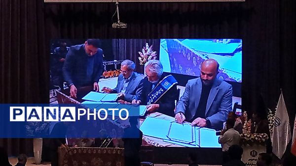 آیین نکوداشت خیر مدرسه ساز عبدالرضا وکیلی با حضور وزیر آموزش و پرورش در نیشابور 