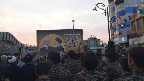 تجمع حضور شهروندان ساوجی در پی شهادت مظلومانه شهید اسماعیل هنیه