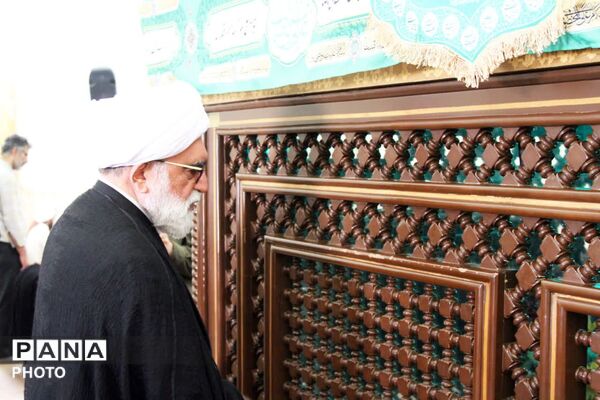 ادای احترام تولیت آستان قدس رضوی به مرد سیاست آیت‌الله مدرس