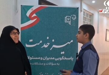 دیدار و تجلیل از خانواده معظم شهدا و ایثارگران از برنامه های امور شاهد و ایثارگران است