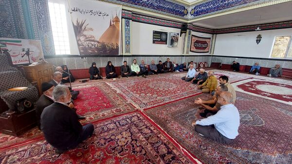 برگزاری میز خدمت به‌مناسبت هفته دولت در بلده