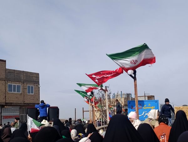 خروش پرشکوه مردم نسر در دفاع از آرمان‌های انقلاب اسلامی در راهپیمایی ۲۲ بهمن