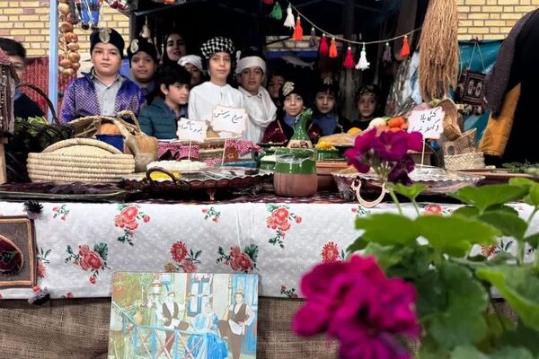 یلدایی به یاد ماندنی در مدرسه البرز رودهن
